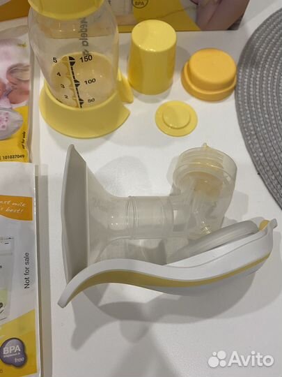 Молокоотсос medela ручной