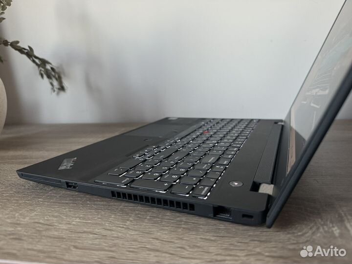 Lenovo Thinkpad T15 gen 1 Сенсорный i5