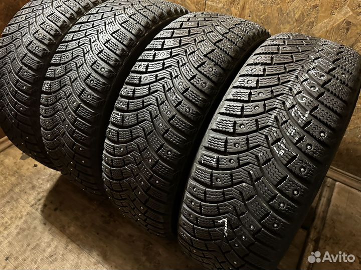 Michelin X-Ice North 2 215/65 R16 102T