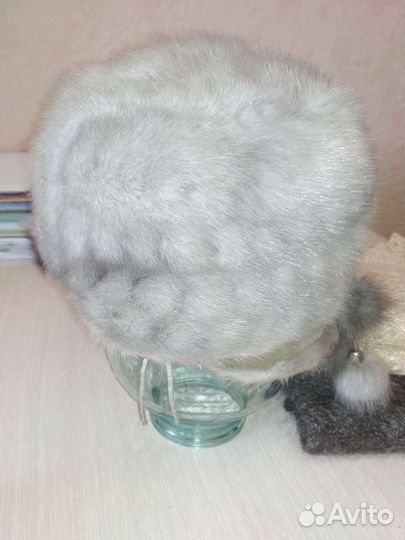 Шапка норковая. голубая