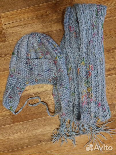 Комплект шапка и шарф