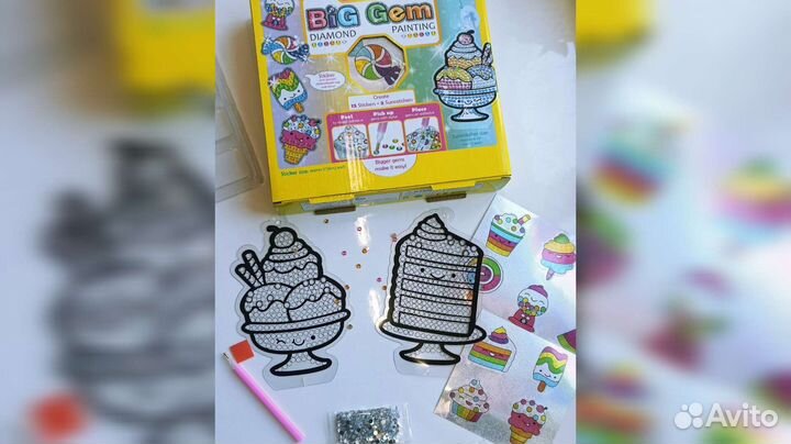 Алмазная, стикерная мозайка