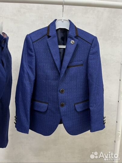 Костюм праздничный на мальчика 4-6 лет