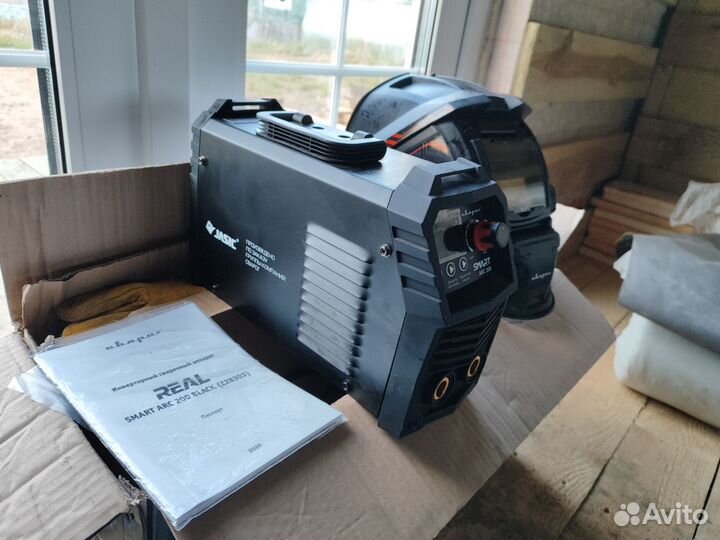 Сварочный инвертор Сварог Real SMART ARC 200 Black