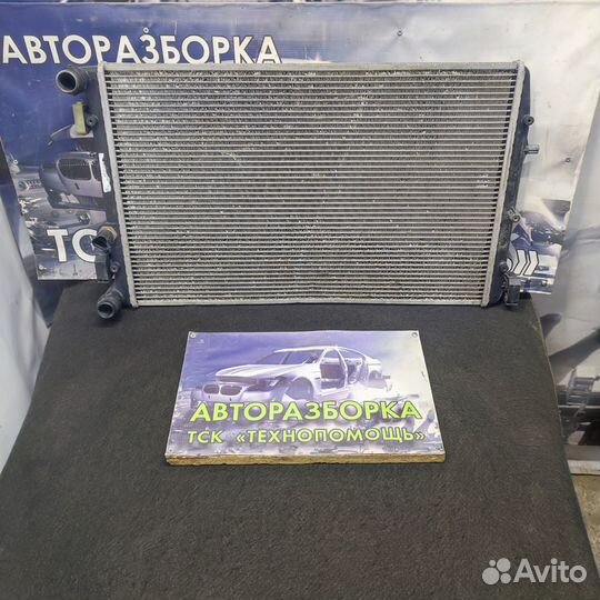 Радиатор охлаждения Seat Ibiza