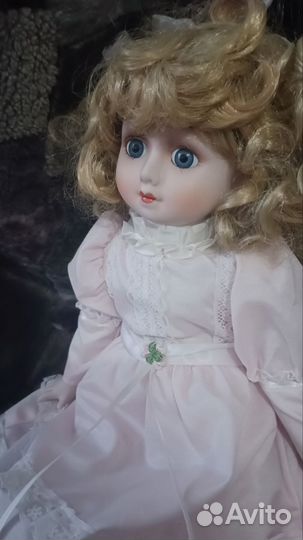 Кукла фарфоровая коллекционная