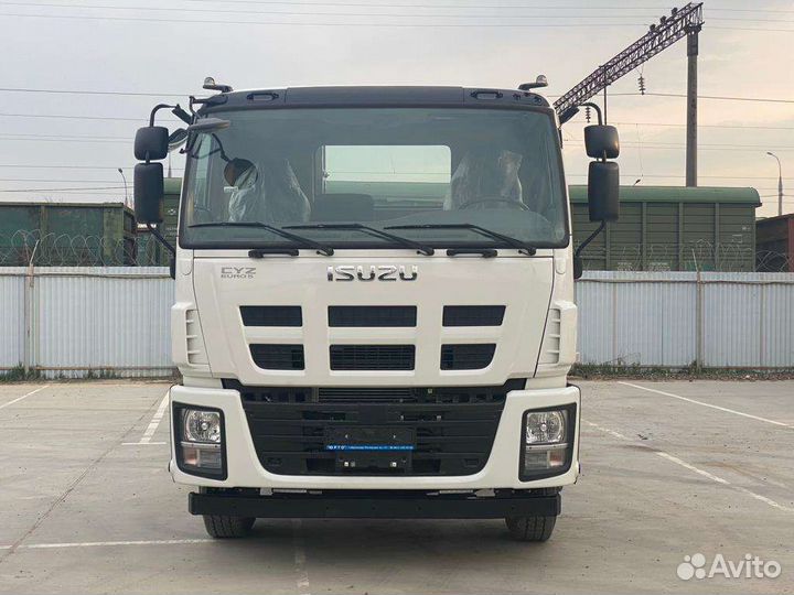 Isuzu CYZ52-M, 2022