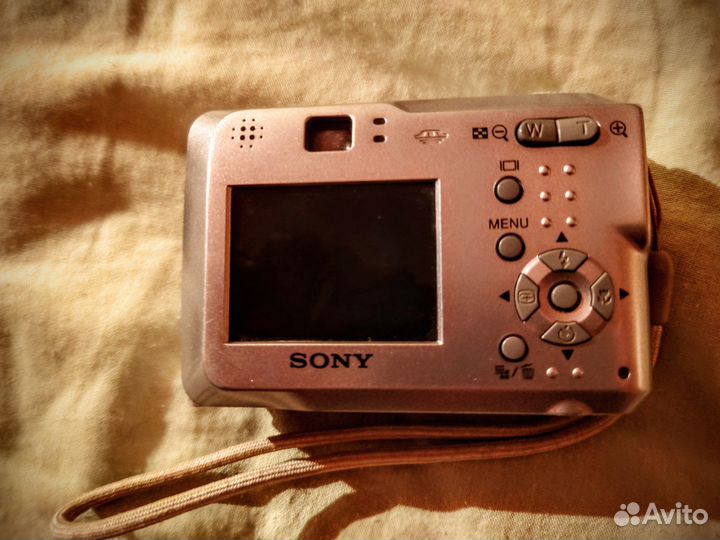 Цифровой фотоаппарат sony s60