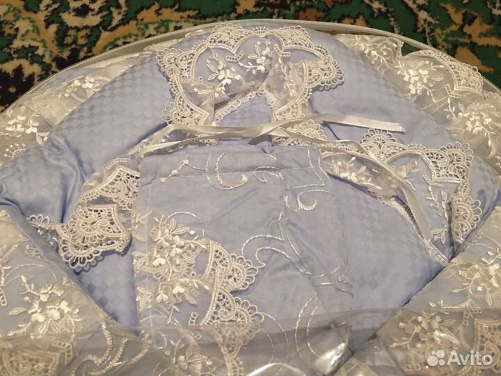 Конверт на выписку новорождённого