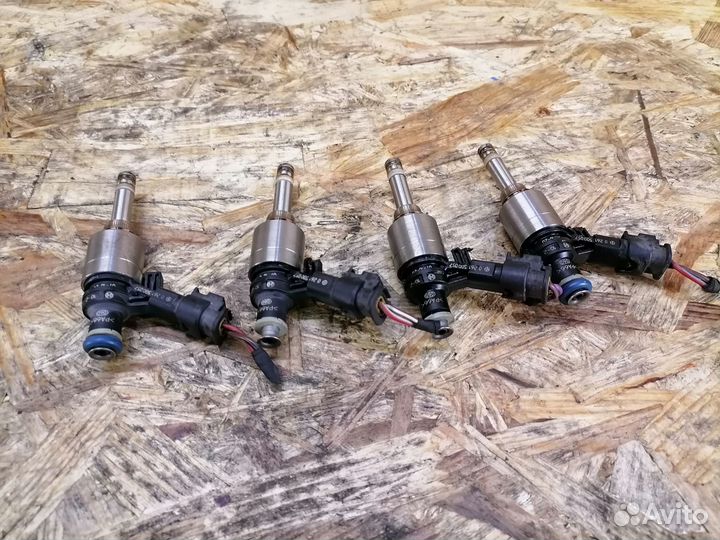 Форсунка топливная Volkswagen Passat B6 BZB CDA