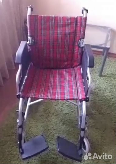 Коляска инвалидная