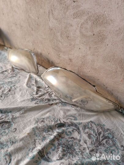 Стëкла фар комплект тоëта королла е150