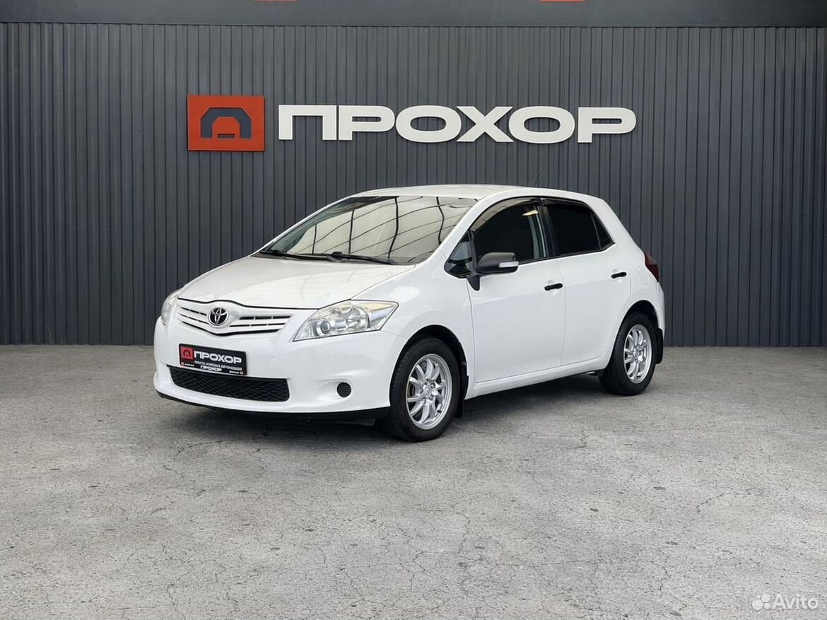 Toyota Auris 1.6 AT, 2011, 170 398 км