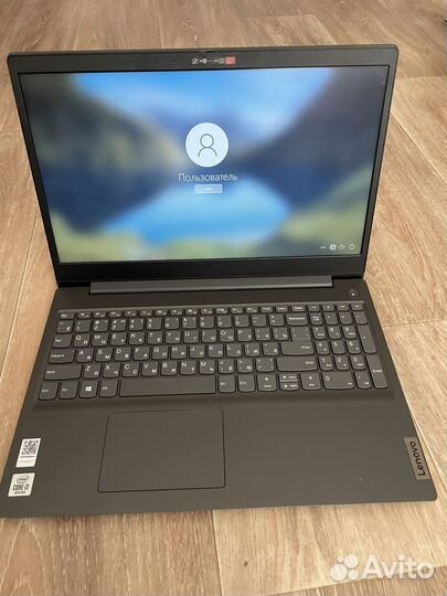 Новый Lenovo i3-10110U/8Gb/SSD256