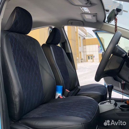 Чехлы Toyota Aqua (P10) ромб