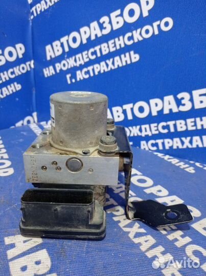 Блок abs Hyundai Ix55 внедорожник D6EB 2012