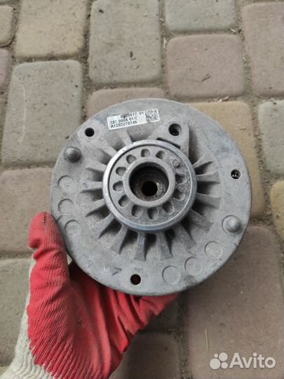 BMW 1 F20 F21 опорный подшипник