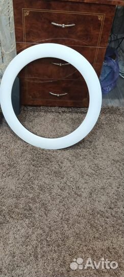 Кольцевая лампа со штативом