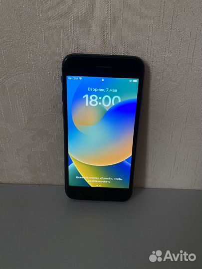 iPhone 8, 64 ГБ