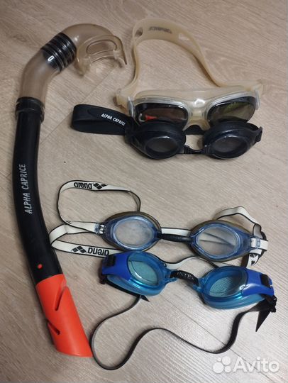 Очки для плавания, трубка, шапочки