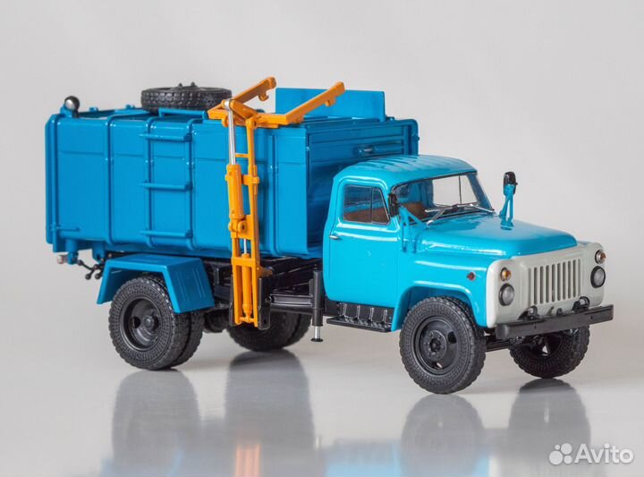 Газ 53 ко-413 мусоровоз коллекционная модель 1:43