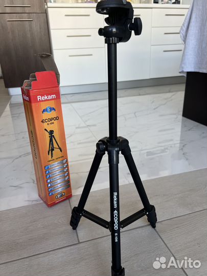 Штатив для фотоаппарата
