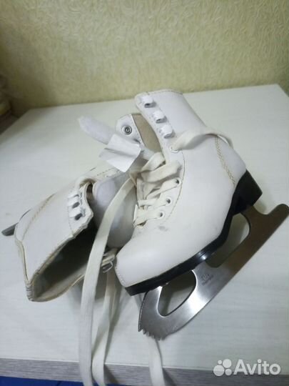 Коньки фигурные детские 26