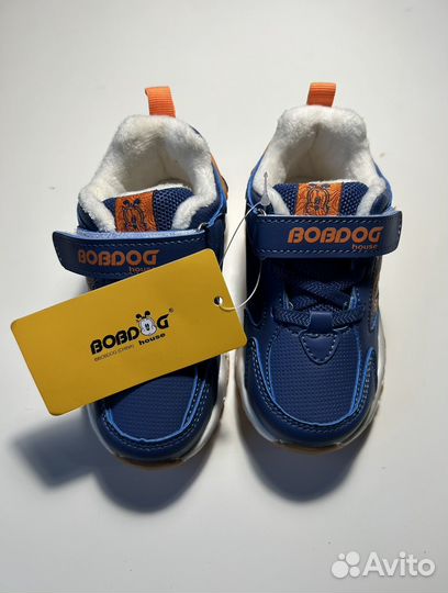 Кроссовки детские