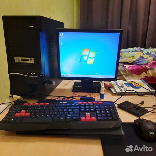 Игровой пк с монитором и клавиатурой