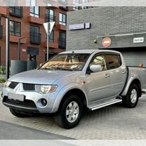 Mitsubishi L200 2.5 AT, 2008, 220 000 км, с пробегом, цена 1 080 000 руб.