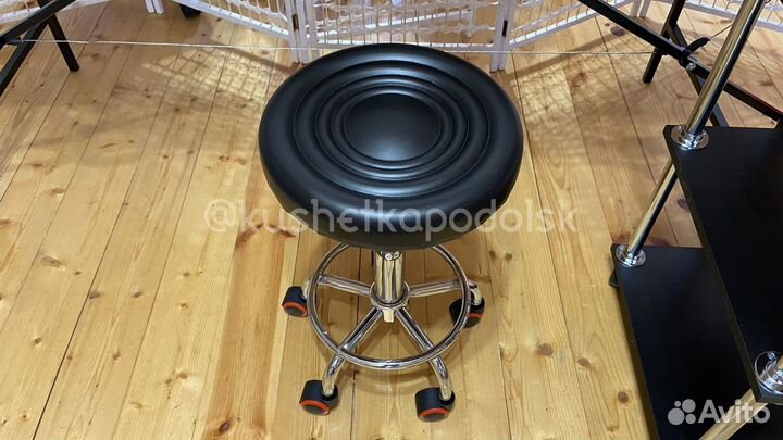 Кушетка стул тележка