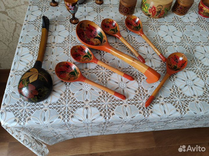 Деревянный половник, пиала баночки