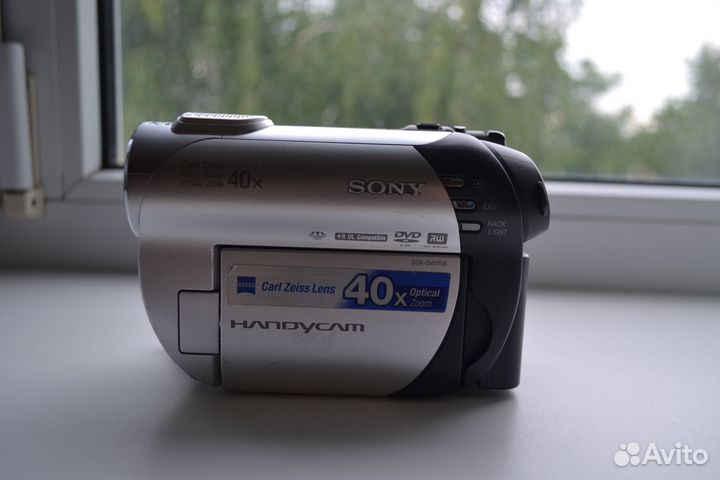 Видеокамера Sony handycam DCR-DVD106E