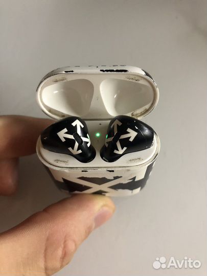 Наушники Apple AirPods 2 off-white