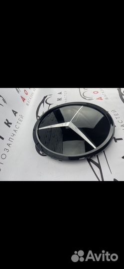 Значок в решетку Mercedes Стеклянный Черный