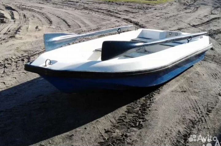 Лодка с мотором Маринер