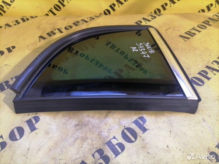 Стекло кузовное глухое заднее правое Peugeot 3008