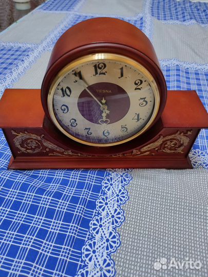 Настольные часы