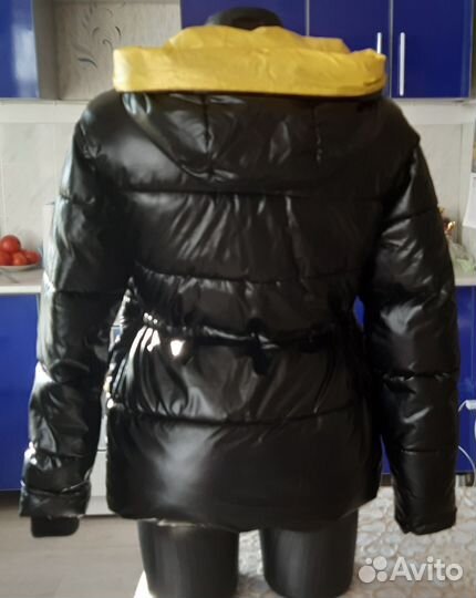 Куртка демисезон для девушек