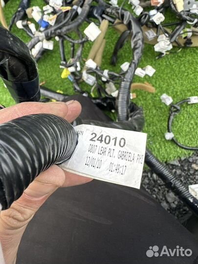 Проводка салона дверей Infiniti qx56 qx80 62