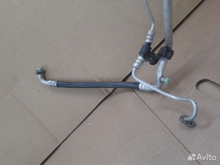 Трубка кондиционера Elantra hyundai