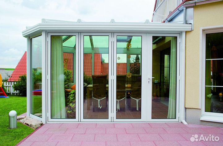 Остекление беседки с отделкой