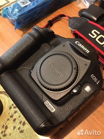 Canon EOS 1D mark III
