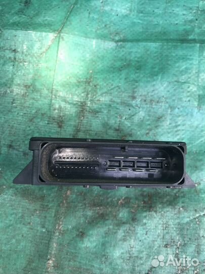 Блок управления стояночным тормозом Audi Q5 10 г