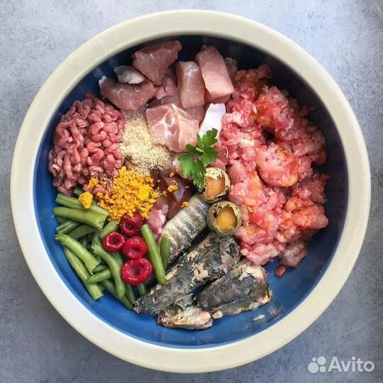 Натуральное питание для кошек и собак