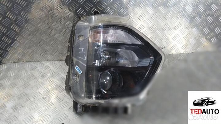 Фара левая, Hyundai Santa Fe 2019