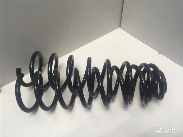 Пружина задняя Volksvagen Volkswagen Golf