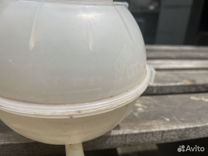 Расширительный бачок vag