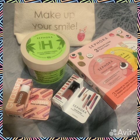 Sephora косметичка, помада, маски для лица