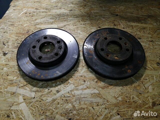 Диск тормозной передний Renault Megane 3 хэтчбэк